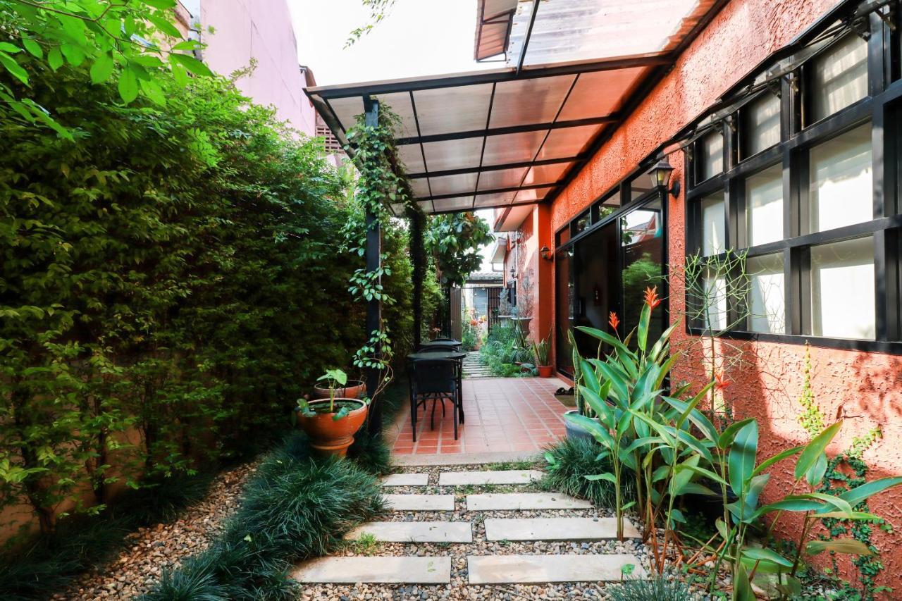 Oyo 825 Casampika Bed & Breakfast Chiang Mai Ngoại thất bức ảnh